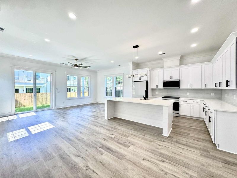 Image 30 of a home in .