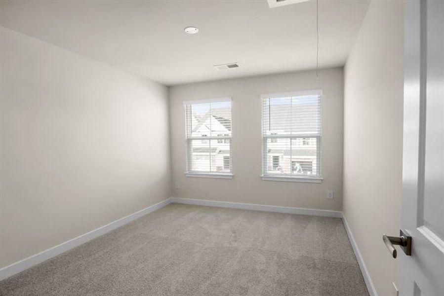 Spacious, unfurnished interior of a new home in Layton Hall, Mauldin (Image 10).