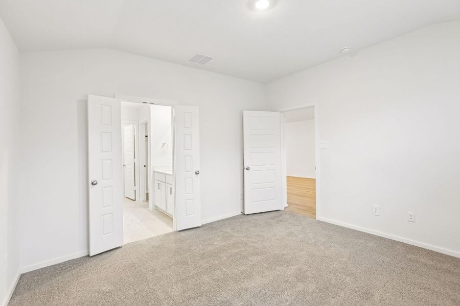 Spacious, unfurnished interior of a new home in Riviera Pines - Traditional Series, Conroe (Image 18).