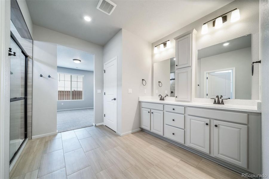 Furnished interior view inside a new home in , Aurora (Image 9).