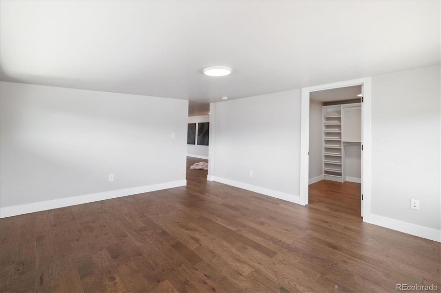 Spacious, unfurnished interior of a new home in , Denver (Image 22).