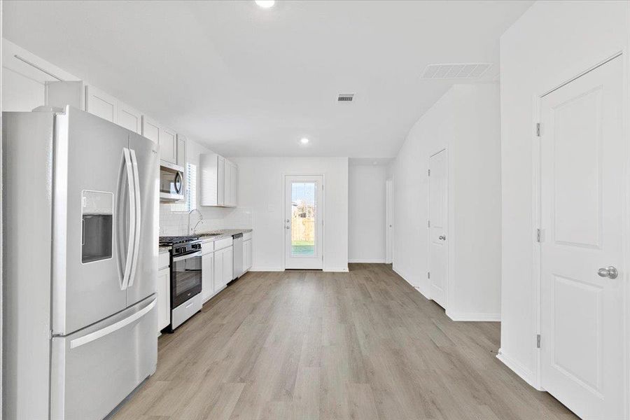 Image 27 of a home in Waterstone Crossing. Image 27 of a home in Waterstone Crossing.