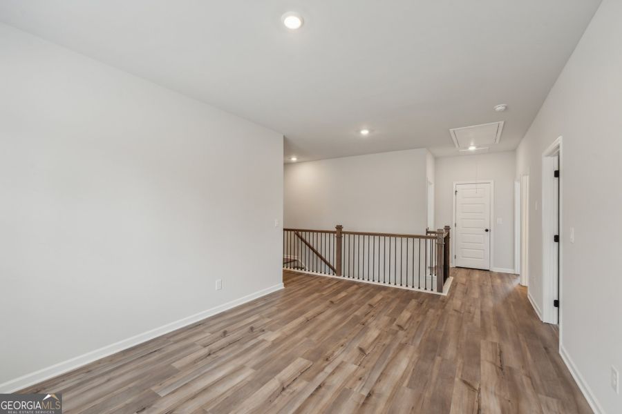 Spacious, unfurnished interior of a new home in Ponderosa Farms Manor, Gainesville (Image 72). Spacious, unfurnished interior of a new home in Ponderosa Farms Manor, Gainesville (Image 72).