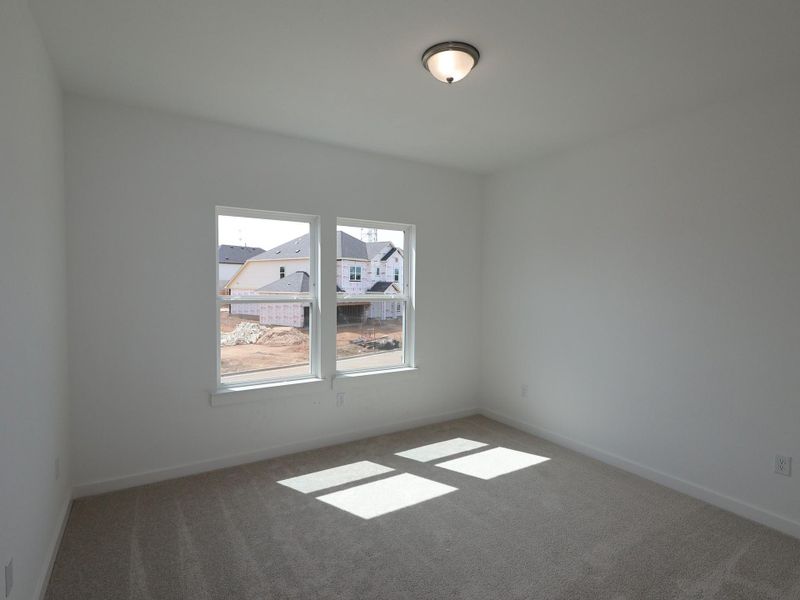 Spacious, unfurnished interior of a new home in Edgewood, Leander (Image 7).