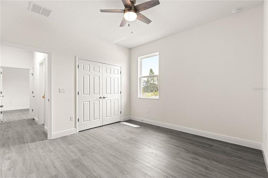 Spacious, unfurnished interior of a new home in , Dunnellon (Image 27). Spacious, unfurnished interior of a new home in , Dunnellon (Image 27).