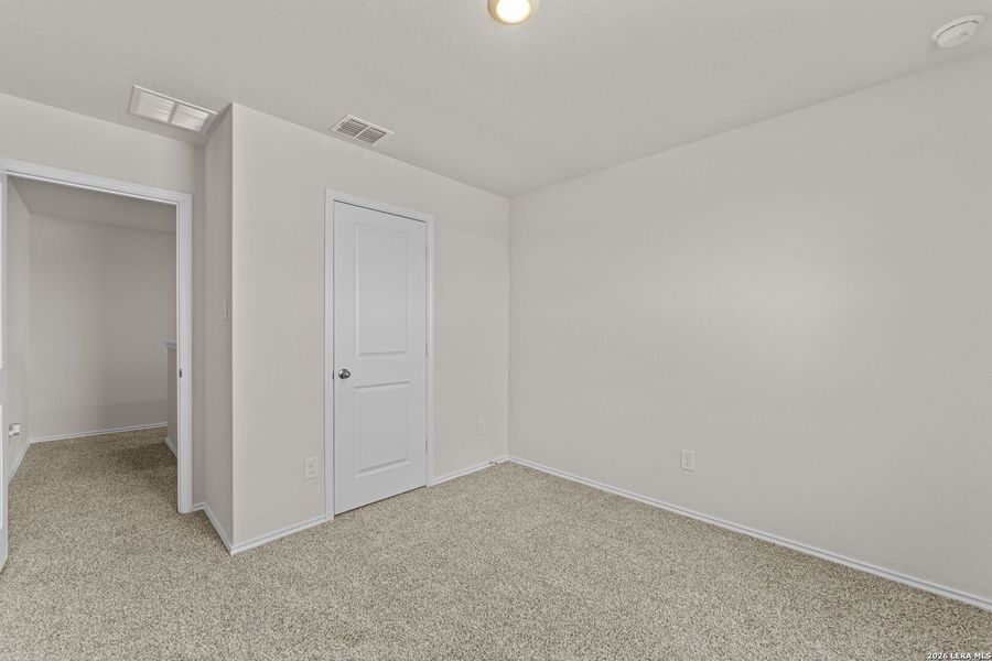 Spacious, unfurnished interior of a new home in Swenson Heights, Seguin (Image 21).