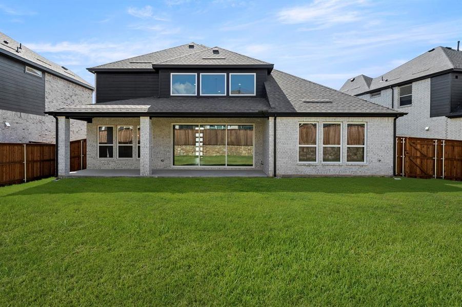 27. 2716 Warm Springs - Back