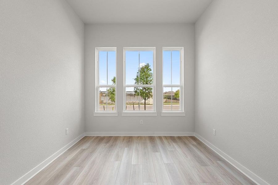 Spacious, unfurnished interior of a new home in Park Central, Georgetown (Image 35).