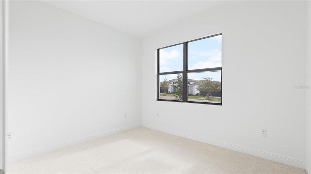 Spacious, unfurnished interior of a new home in Cresswind Lakewood Ranch, Lakewood Ranch (Image 30).