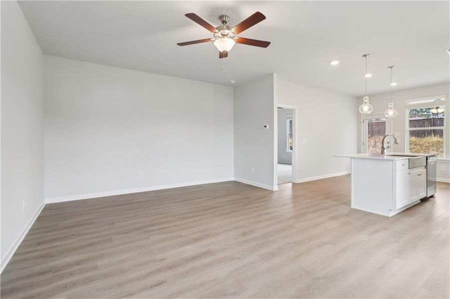 Spacious, unfurnished interior of a new home in Abbotts Crossing, Conyers (Image 21).