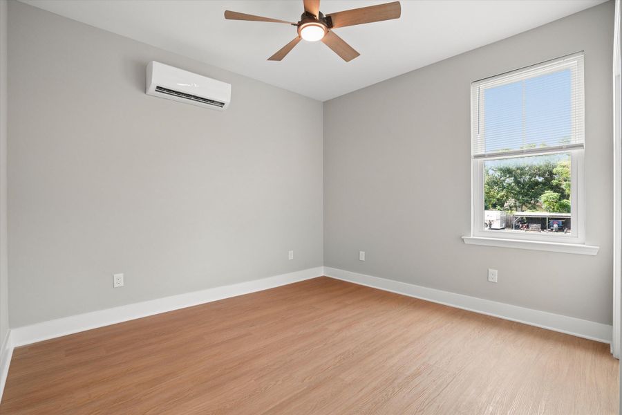 Spacious, unfurnished interior of a new home in , North Charleston (Image 21).
