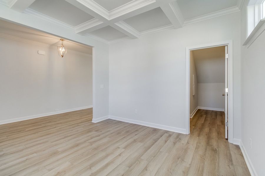 Spacious, unfurnished interior of a new home in Pebble Branch, Chapin (Image 21).