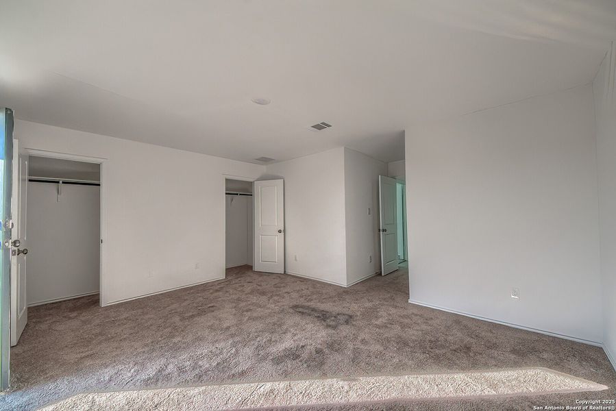 Image 18 of a home in Silos: Broadview Collection. Image 18 of a home in Silos: Broadview Collection.