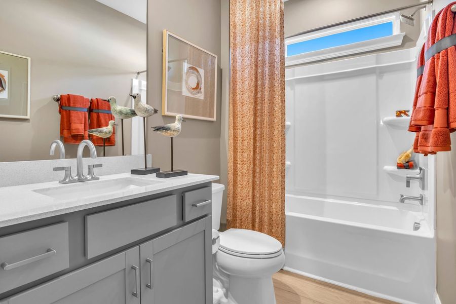 Full Bathroom #2 Full Bathroom #2