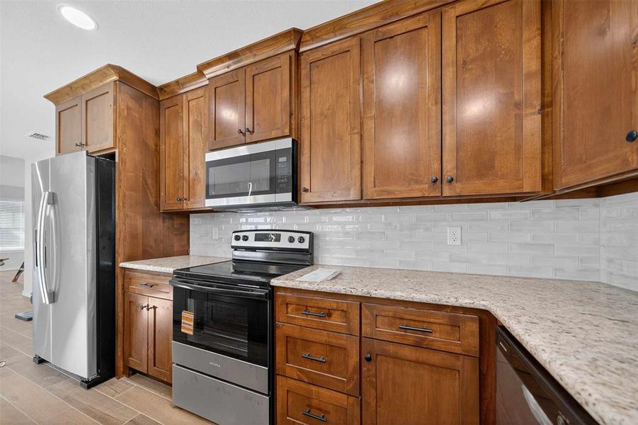 Furnished interior view inside a new home in , Tyler (Image 15).