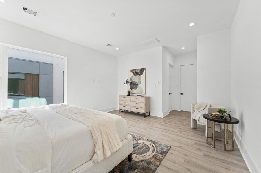 Image 15 of a home in .