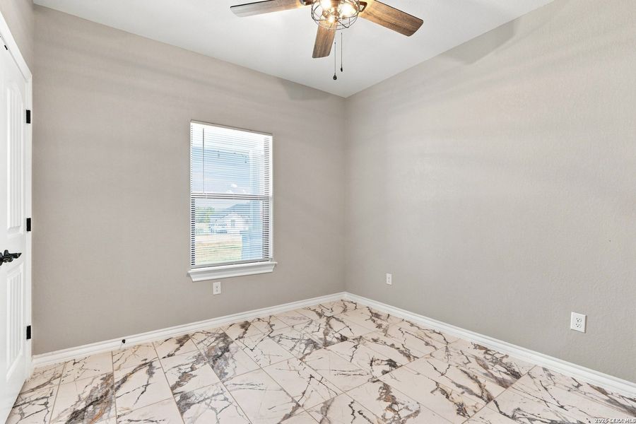 Spacious, unfurnished interior of a new home in , Von Ormy (Image 21).