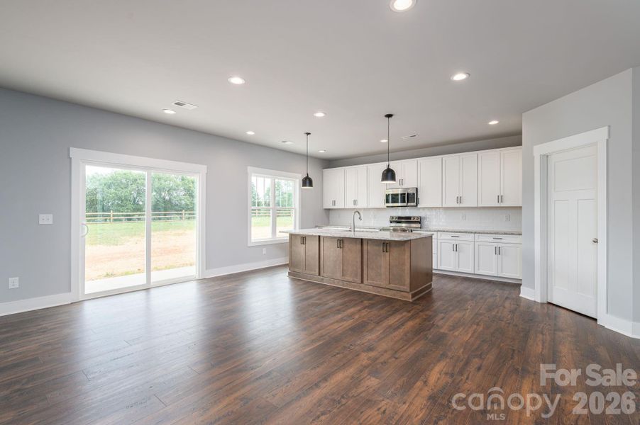 Image 41 of a home in .