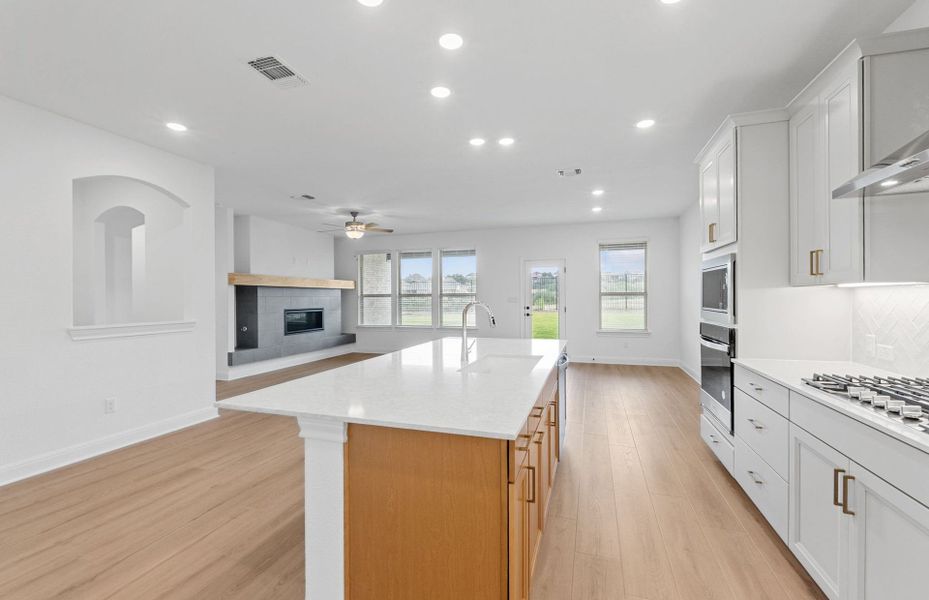 Open Kitchen