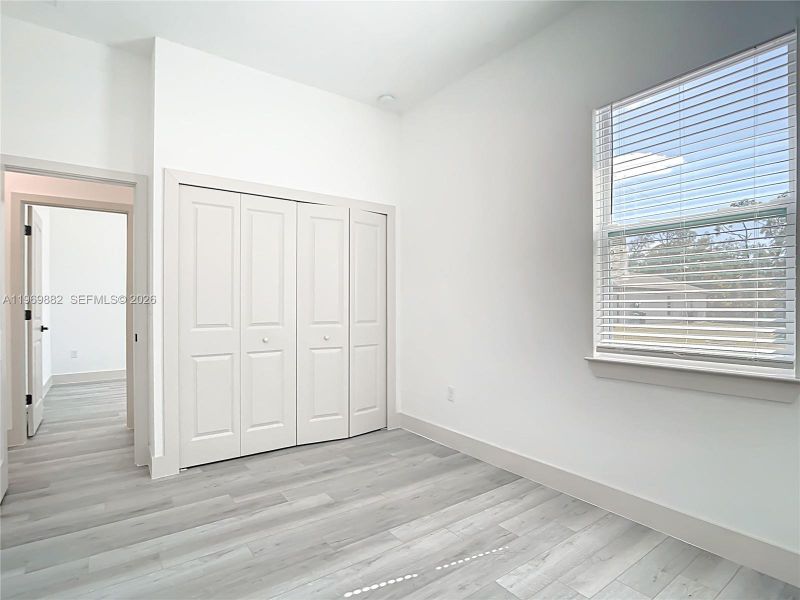 Spacious, unfurnished interior of a new home in , Port Charlotte (Image 36).