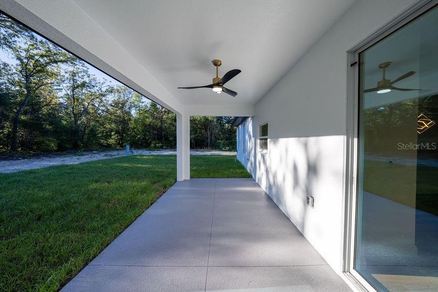 Spacious, unfurnished interior of a new home in , Dunnellon (Image 21). Spacious, unfurnished interior of a new home in , Dunnellon (Image 21).