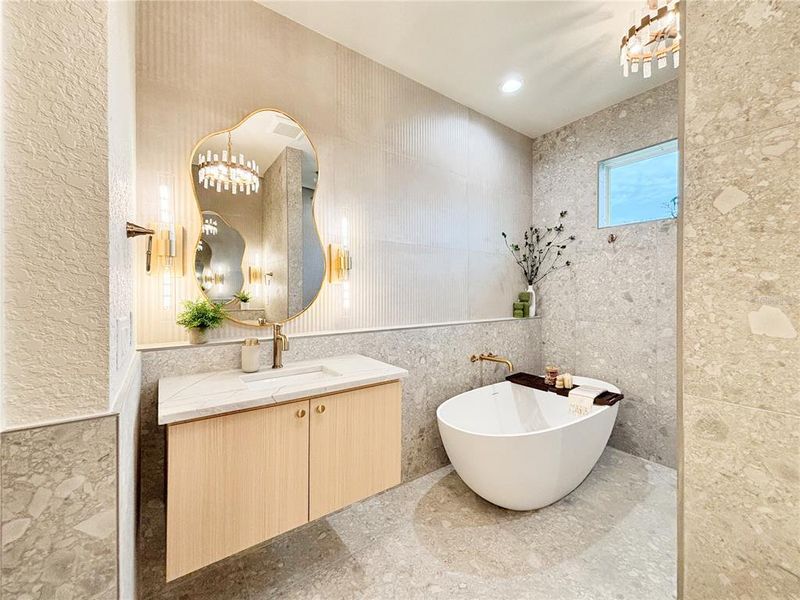 Furnished interior view inside a new home in , Dunnellon (Image 53).