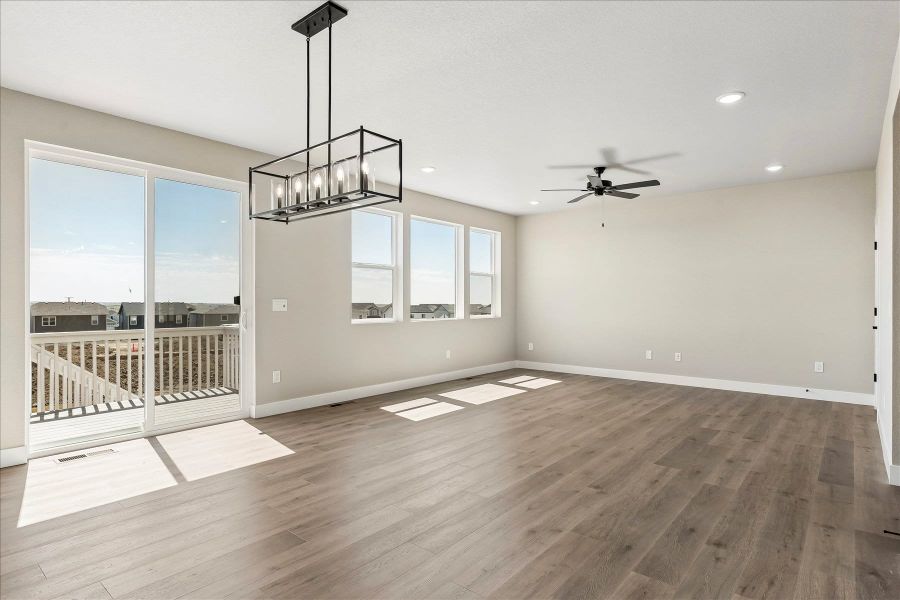 Spacious, unfurnished interior of a new home in Trails at Aspen Ridge-3, Colorado Springs (Image 25).