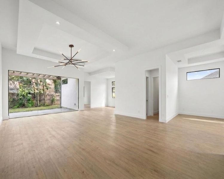 Spacious, unfurnished interior of a new home in , Houston (Image 11).