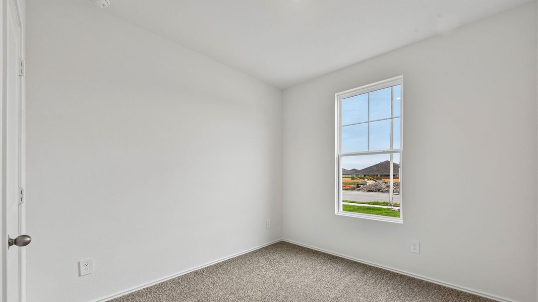 Spacious, unfurnished interior of a new home in Wayside, Uhland (Image 22).