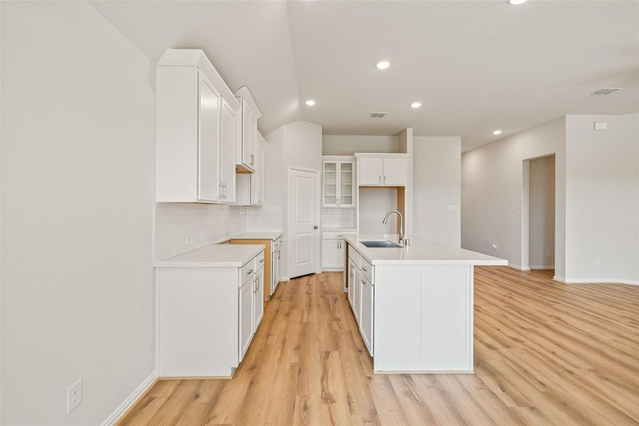 Furnished interior view inside a new home in River Ranch, Dayton (Image 8).