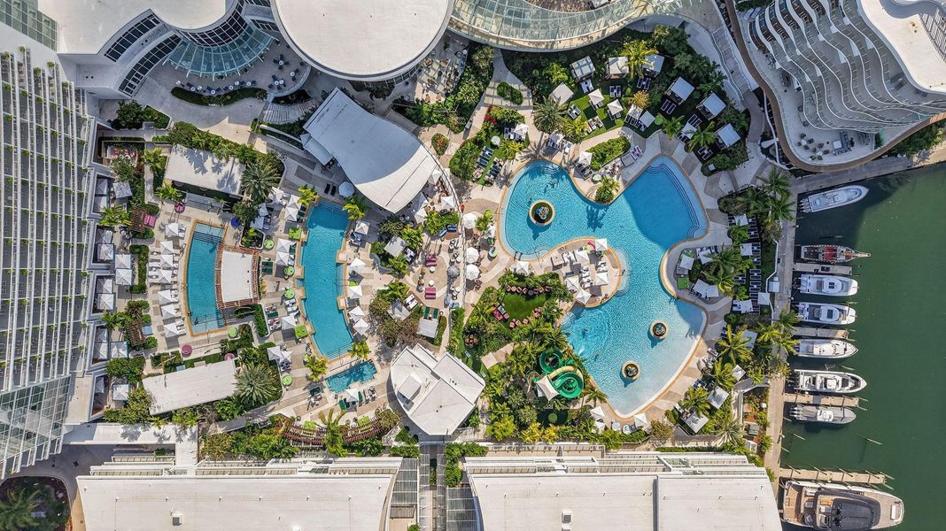 Condo located in Fort Lauderdale, FL showcasing its design and architecture (Image 2). Condo located in Fort Lauderdale, FL showcasing its design and architecture (Image 2).