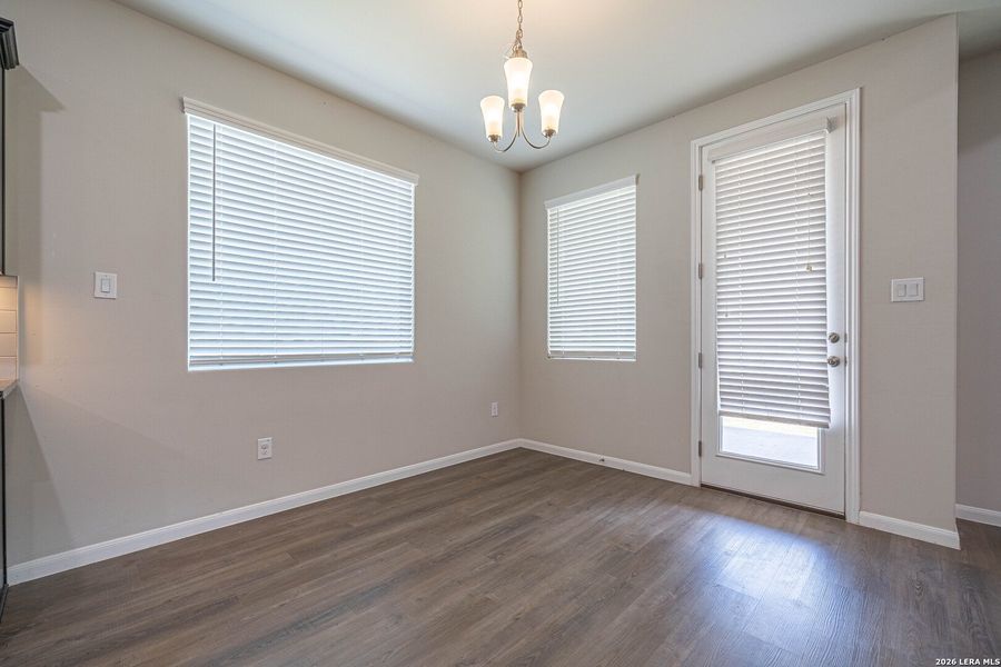 Spacious, unfurnished interior of a new home in Hannah Heights, Seguin (Image 35).