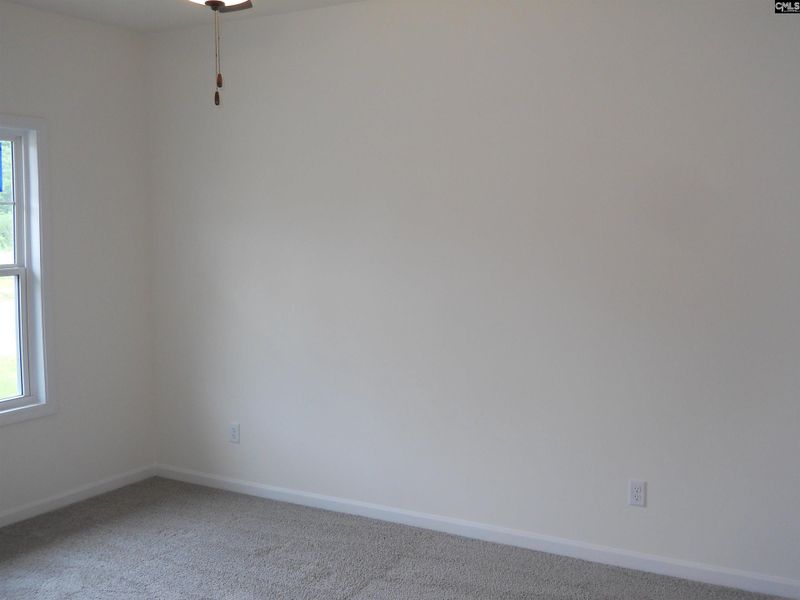 Spacious, unfurnished interior of a new home in Bickley Station, Irmo (Image 13).