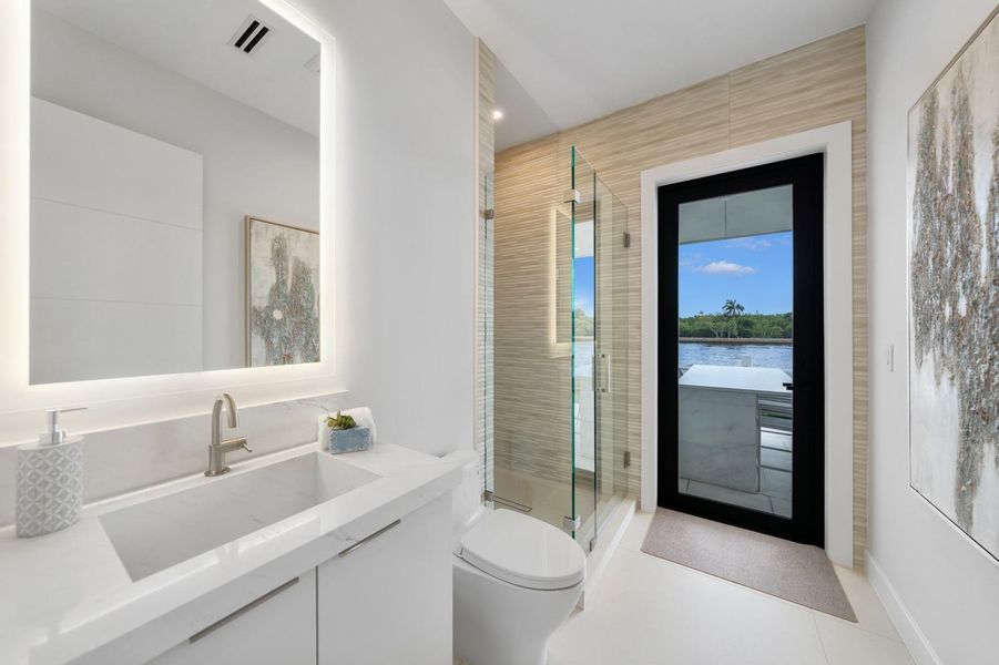 Furnished interior view inside a new home in , Fort Lauderdale (Image 19).