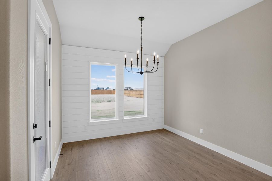 Spacious, unfurnished interior of a new home in Coyote Crossing, Godley (Image 30).