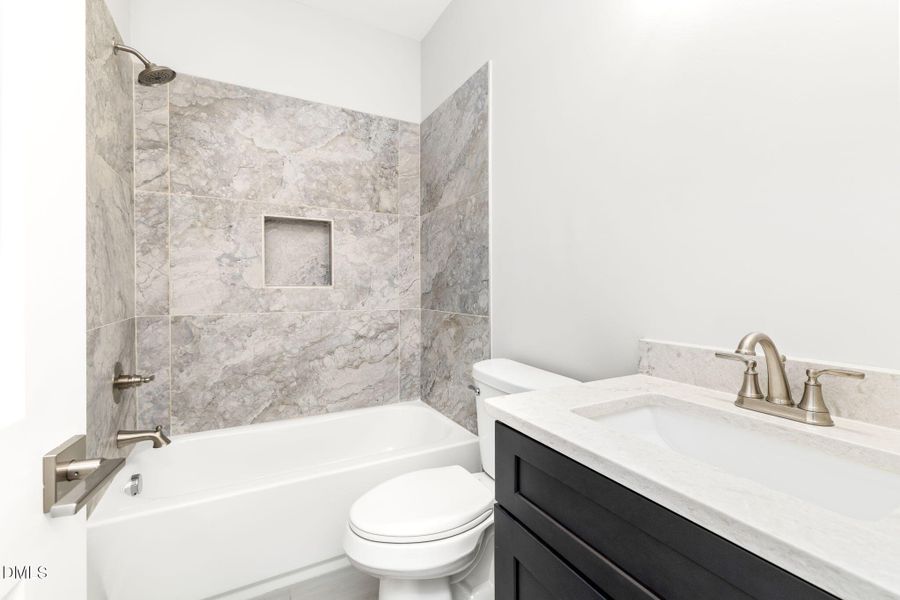 22-web-or-mls-Roanoke-Bend-19