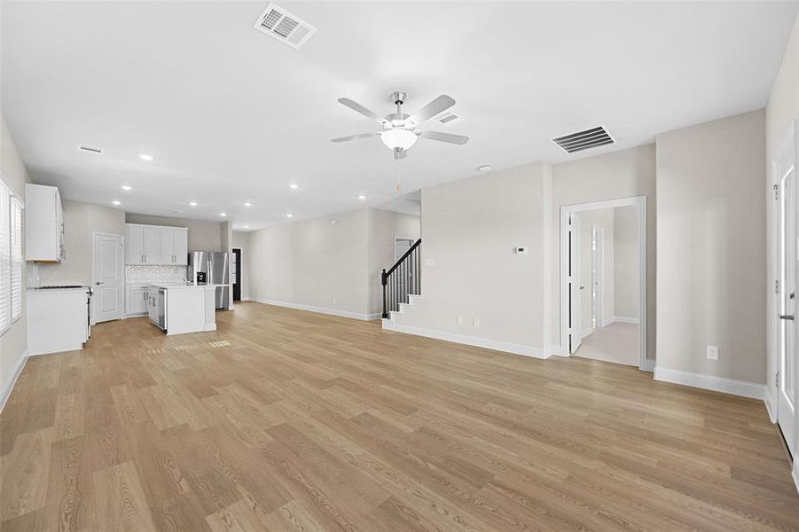 Spacious, unfurnished interior of a new home in Windmore, Princeton (Image 19).
