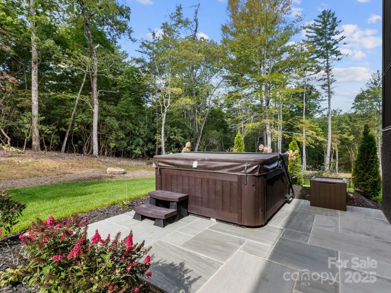 Image 29 of a home in .