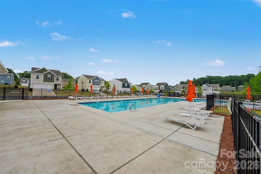 Community amenities in Sullivan Farm, Statesville (Image 29).