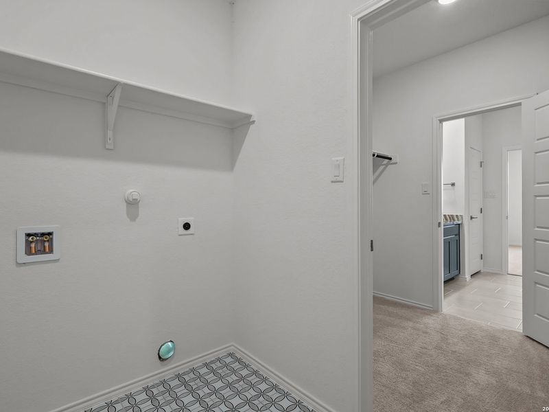 Spacious, unfurnished interior of a new home in Agave, San Antonio (Image 31). Spacious, unfurnished interior of a new home in Agave, San Antonio (Image 31).