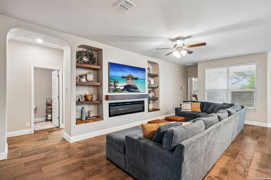 Furnished interior view inside a new home in Riverstone at Westpointe Express, San Antonio (Image 34). Furnished interior view inside a new home in Riverstone at Westpointe Express, San Antonio (Image 34).