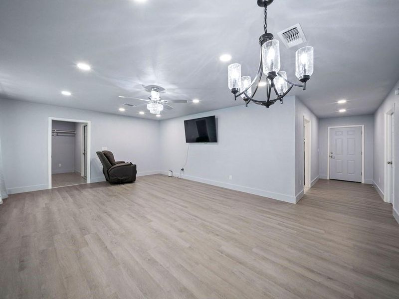 Spacious, unfurnished interior of a new home in , Lufkin (Image 15). Spacious, unfurnished interior of a new home in , Lufkin (Image 15).