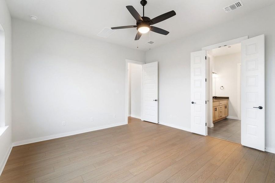 Spacious, unfurnished interior of a new home in Park Collection at Lariat, Liberty Hill (Image 18). Spacious, unfurnished interior of a new home in Park Collection at Lariat, Liberty Hill (Image 18).