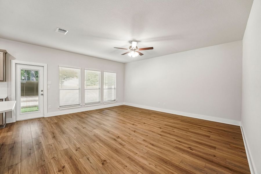 Representative unfurnished interior of a home built from the Morris by Omega Builders in Three Creeks, Belton (Image 12).