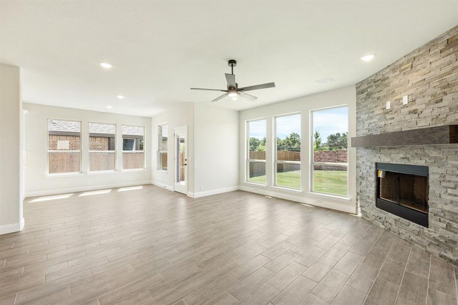 Spacious, unfurnished interior of a new home in Mockingbird Hills 60-65, Joshua (Image 17).
