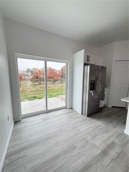 Spacious, unfurnished interior of a new home in , Lakeland (Image 15).
