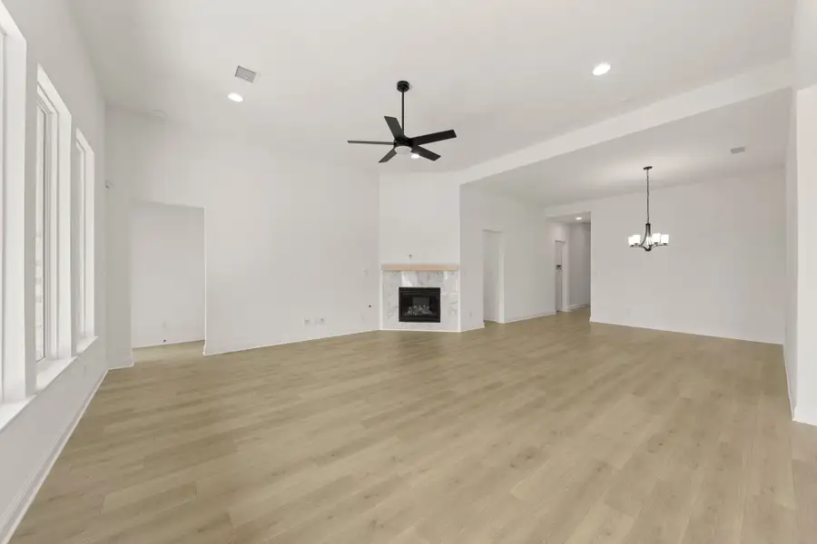 Spacious, unfurnished interior of a new home in Nelson Lake Estates, Rockwall (Image 14).