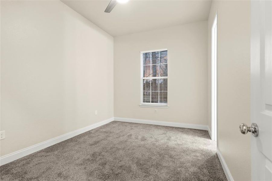 Spacious, unfurnished interior of a new home in , Bonham (Image 12).
