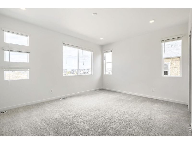 Spacious, unfurnished interior of a new home in Riano Ridge, Loveland (Image 11). Spacious, unfurnished interior of a new home in Riano Ridge, Loveland (Image 11).