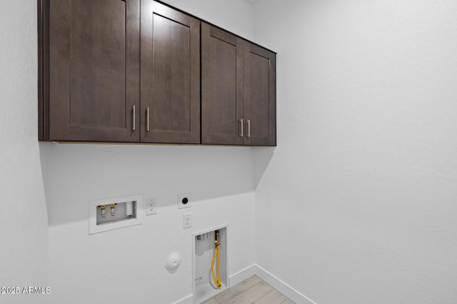 26)LAUNDRY ROOM 26)LAUNDRY ROOM
